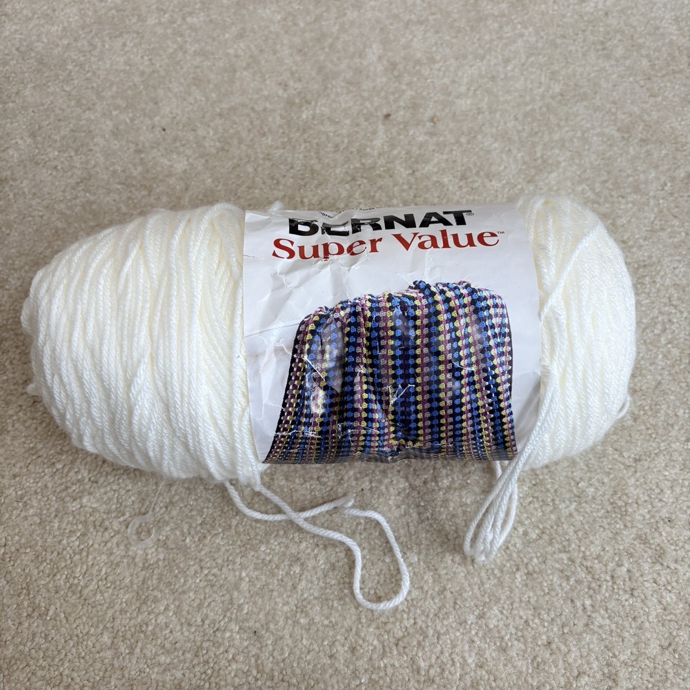 Bernat Super Value Yarn Winter White 7oz 426 yds 100% Acrylic Crochet Knit